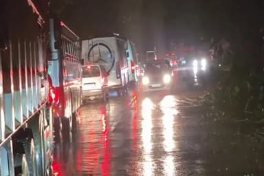 Hassan: Landslide on NH-75 Halts Traffic on Shiradi Ghat, Stranding&nbsp;Thousands