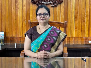 Udupi DC Swaroopa T.K. Warns Public Against Misuse of Name and Photo in Fake Accounts on Facebook and&nbsp;WhatsApp