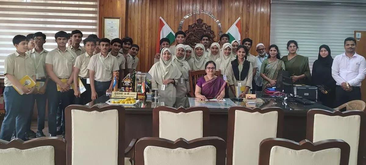 Kodi Bearys Sea Side Public School Students Conduct Field&nbsp;Visits