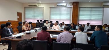 ಉಡುಪಿ: ಬೀದಿ ನಾಯಿಗಳ ಸಂತಾನ ನಿಯಂತ್ರಣಕ್ಕೆ ಸೂಕ್ತ ಕ್ರಮ ವಹಿಸಿ: ಜಿಲ್ಲಾಧಿಕಾರಿ ಸ್ವರೂಪ&nbsp;ಟಿ.ಕೆ.