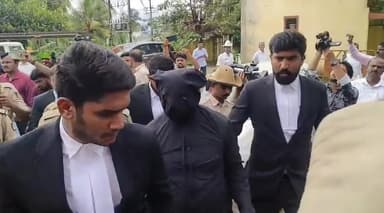 ಧರ್ಮಸ್ಥಳದ ಶವಗಳ ಹೂತಿಟ್ಟ ಪ್ರಕರಣ: ಎಸ್ಐಟಿ ತಂಡಕ್ಕೆ 20 ಹೆಚ್ಚುವರಿ ಅಧಿಕಾರಿಗಳ ನೇಮಕ