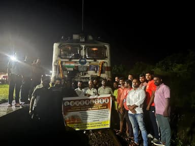 ಮಡಗಾಂವ್-ಎರ್ನಾಕುಲಂ ಎಕ್ಸ್ಪ್ರೆಸ್ ರೈಲು ಬೈಂದೂರಿನ ಮೂಕಾಂಬಿಕಾ ನಿಲ್ದಾಣದಲ್ಲಿ ನೂತನ ನಿಲುಗಡೆ